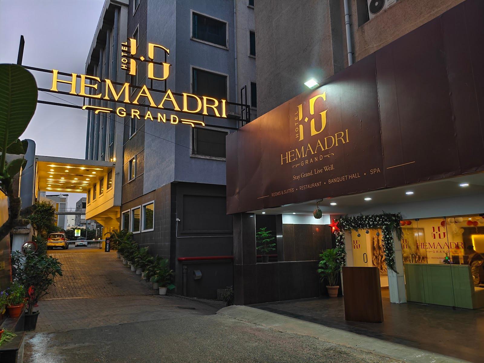 Hotel Hemaadri Grand – photo 1