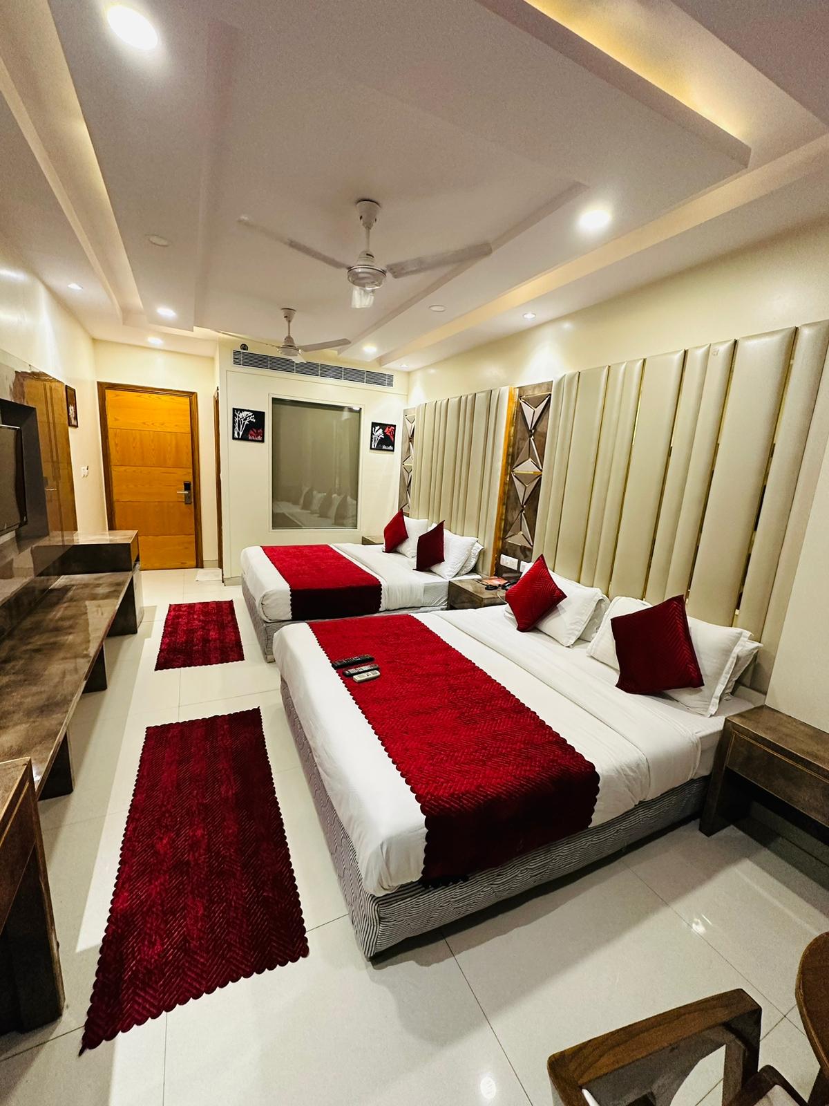 Hotel Worth – photo 3