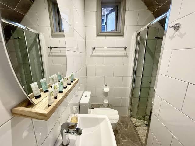 X Brunswick Square Hotel – photo 3