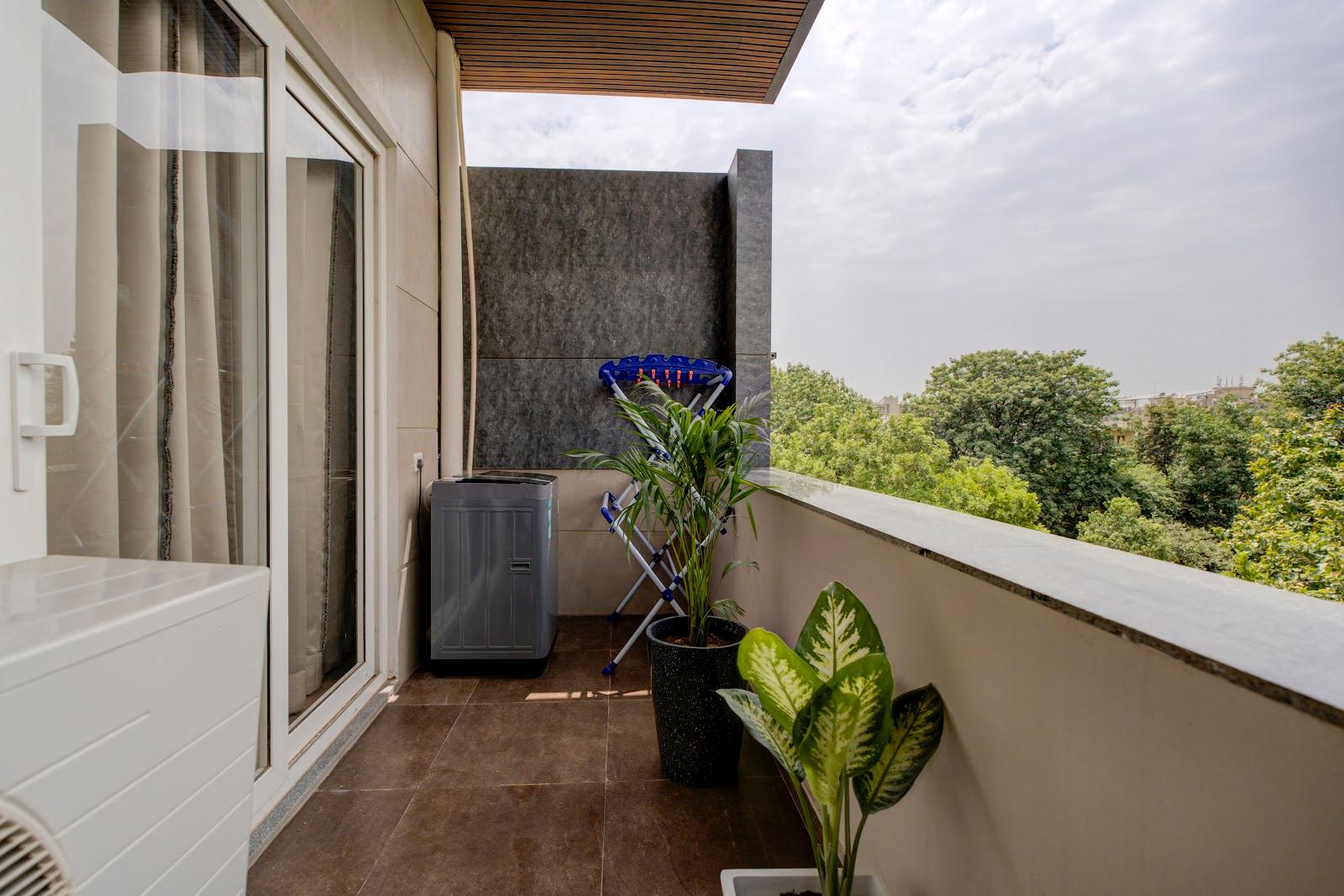 The Lodgers -1 BHK Serviced Apartments near Millennium City Center – photo 1