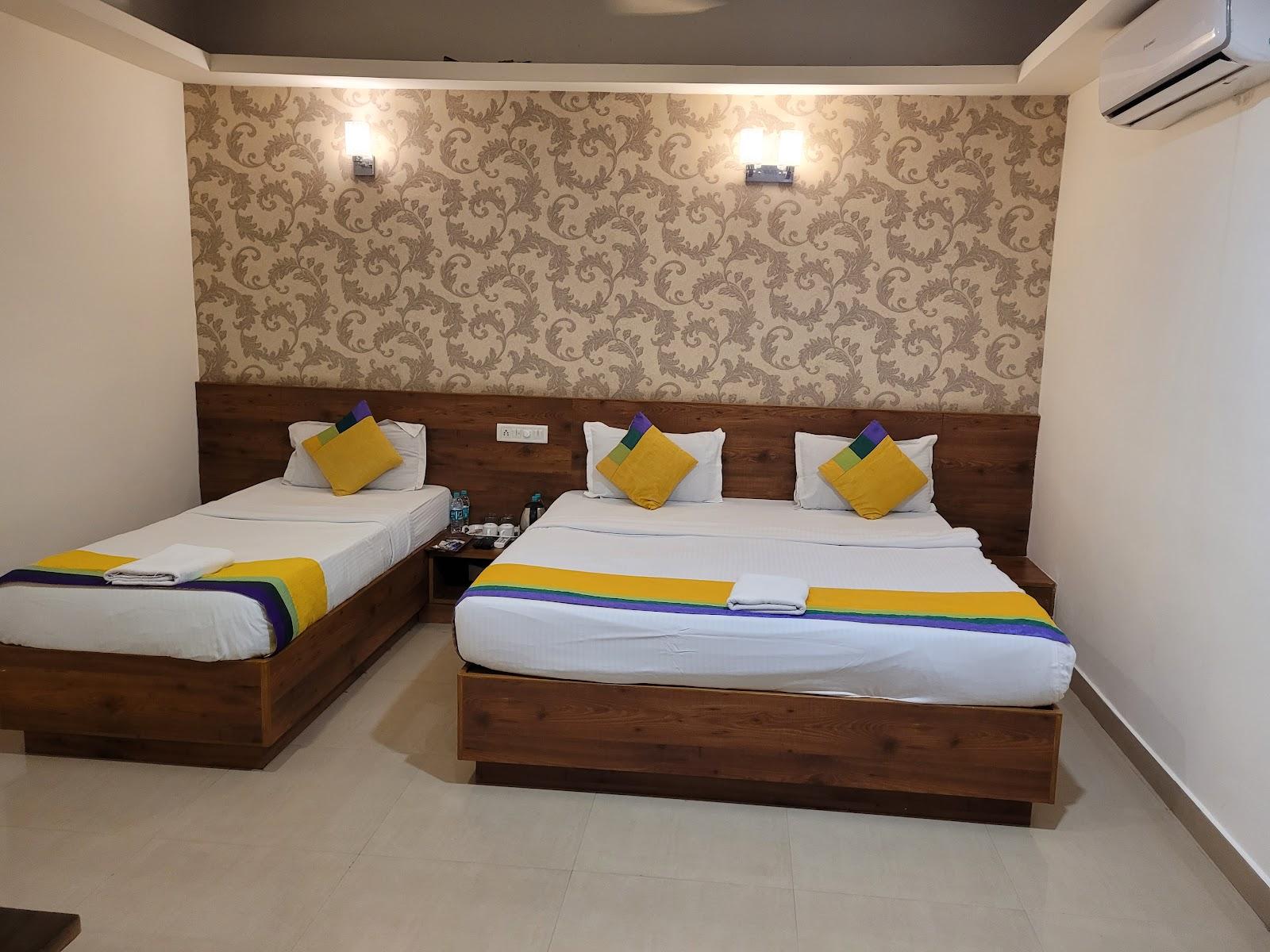 Treebo Comforts Inn, University Road Deralakatte – photo 3