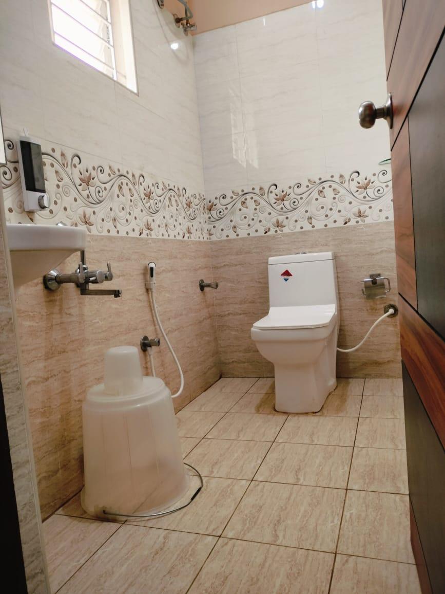 Hotel Golden Chariot – photo 1