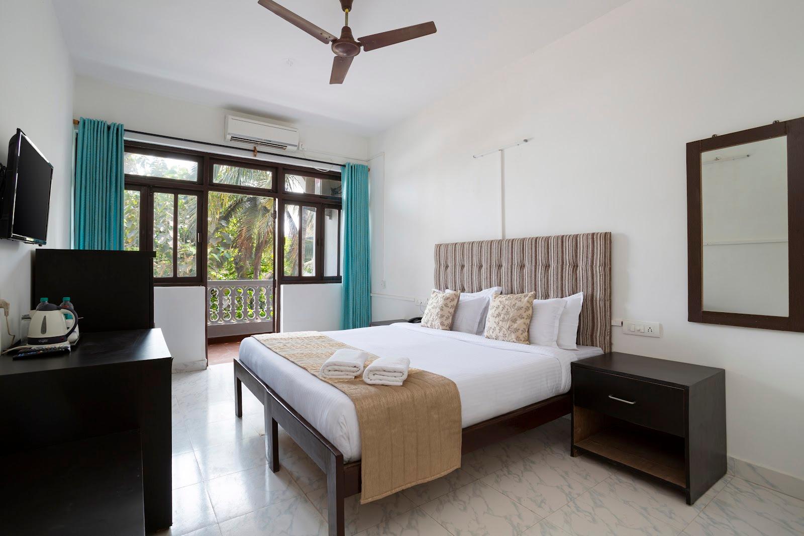Candolim Hideout Resort – photo 2