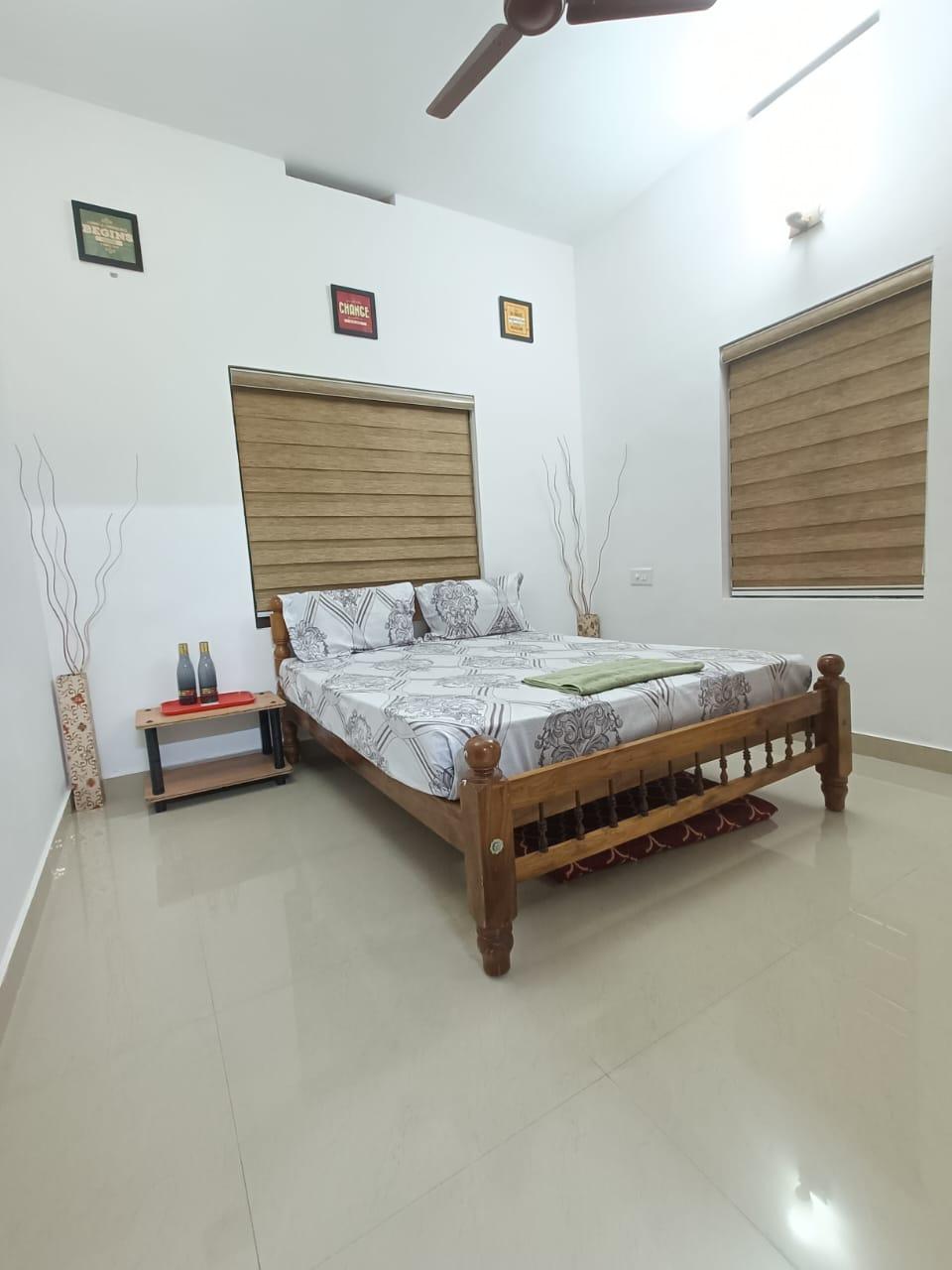 POONKAVANAM GUEST HOUSE – photo 2