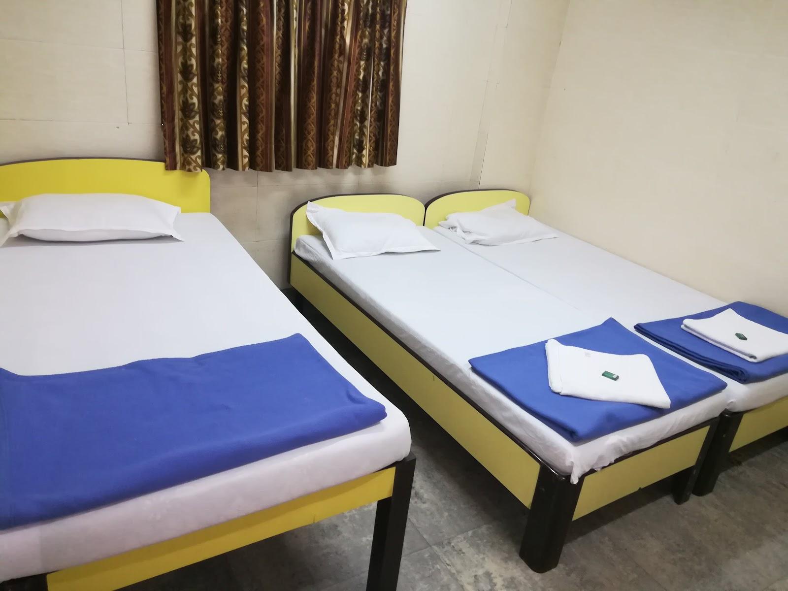 OYO Hotel Bismillah Bombay – photo 3