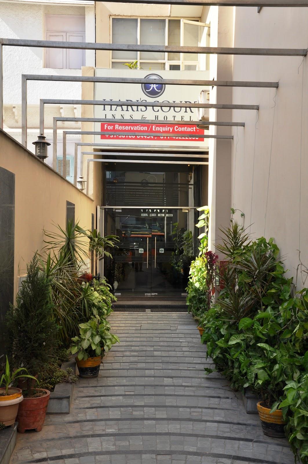 Hari's Court Inns & Hotels – photo 1