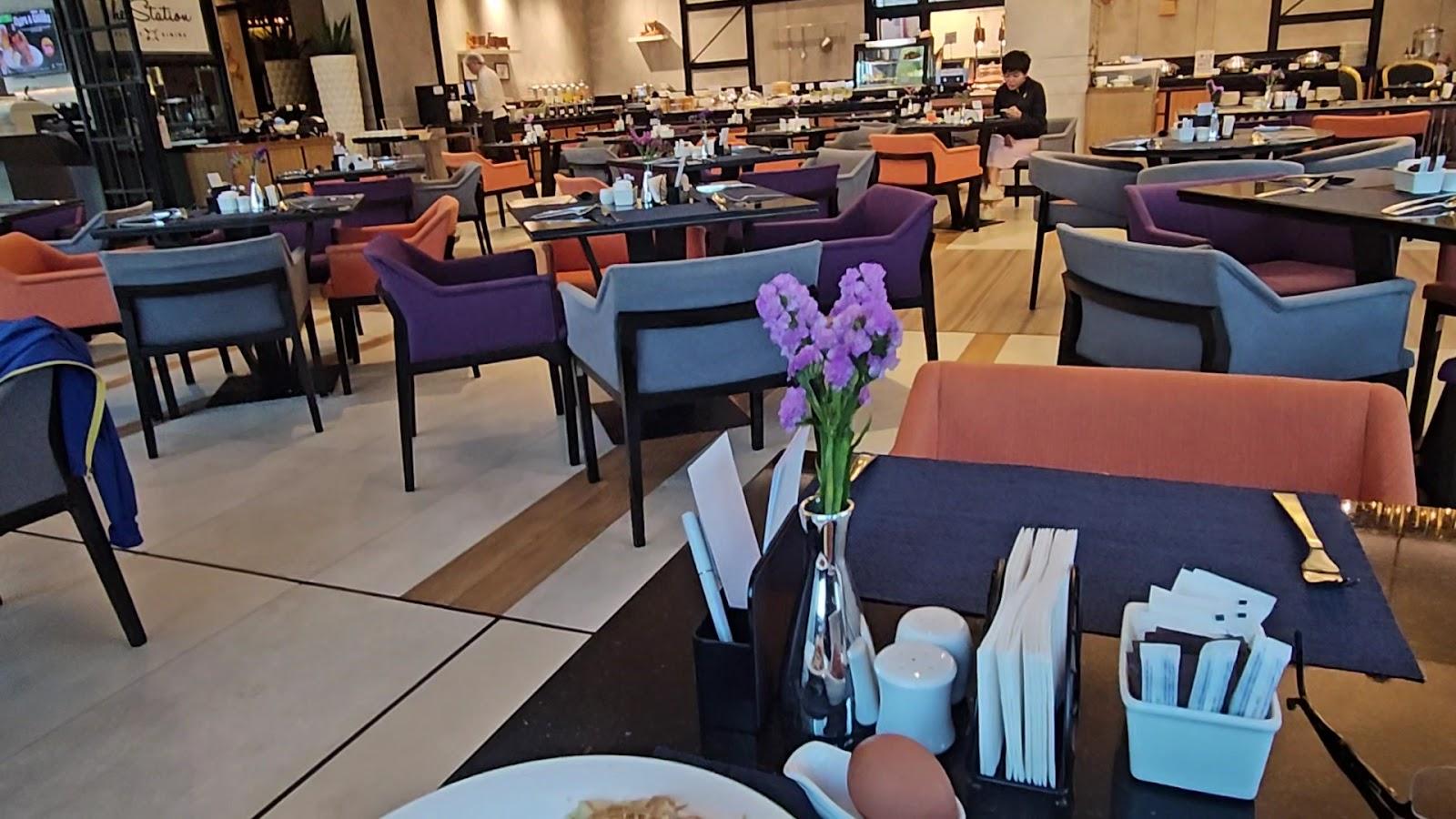 Mercure Bangkok Makkasan – photo 2
