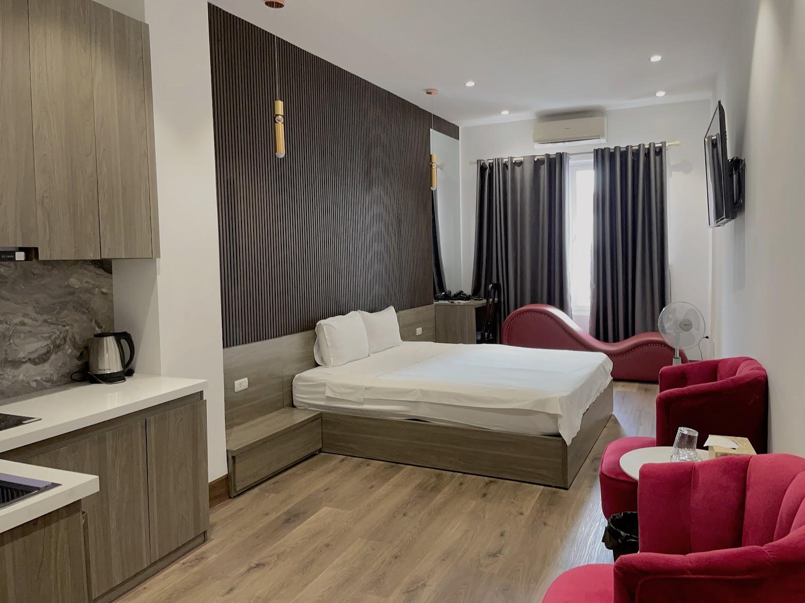 BH Riverside Hotel – photo 2