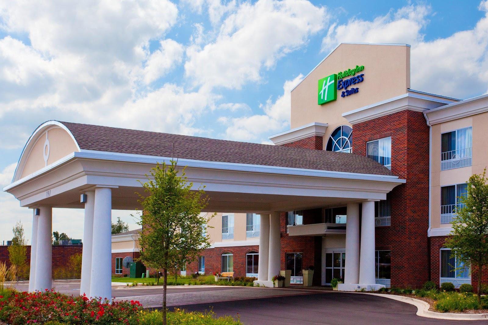 Holiday Inn Express & Suites Lake Zurich-Barrington by IHG – photo 1