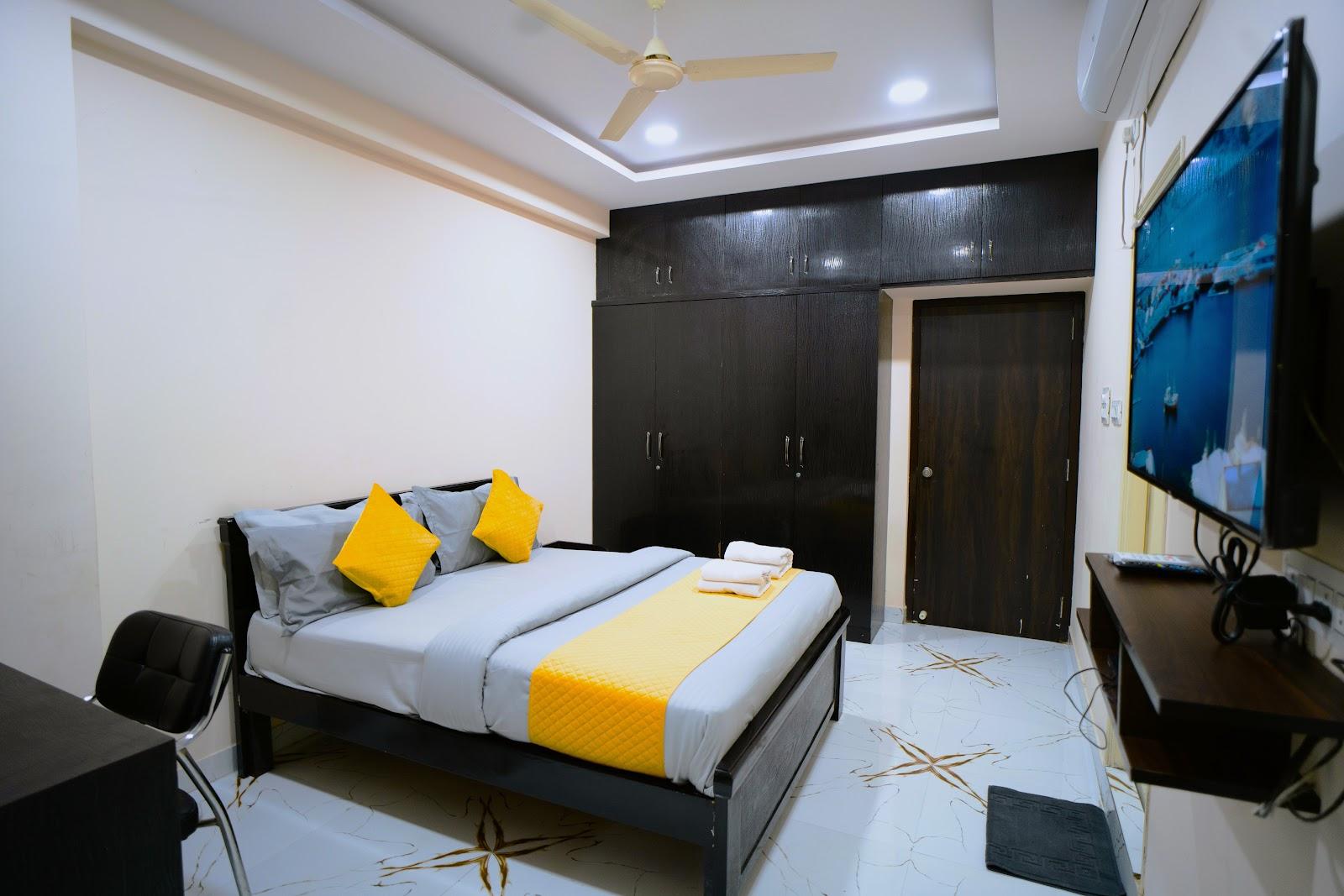 Yellow Bells Gachibowli – photo 1