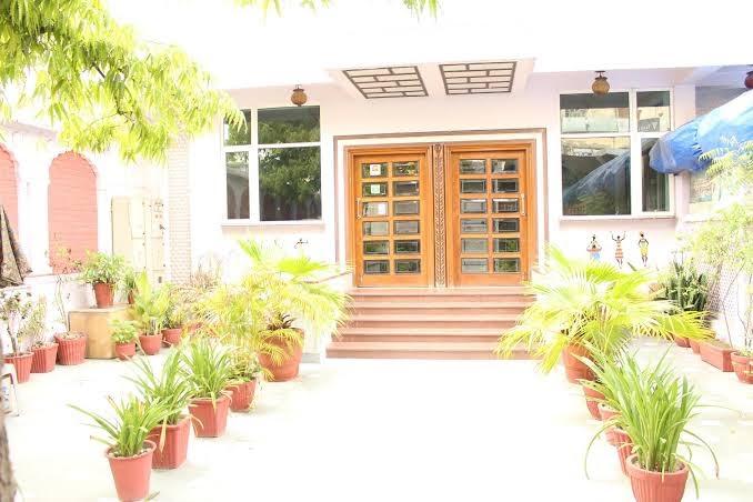 Hotel Chit Chat Palace – photo 4
