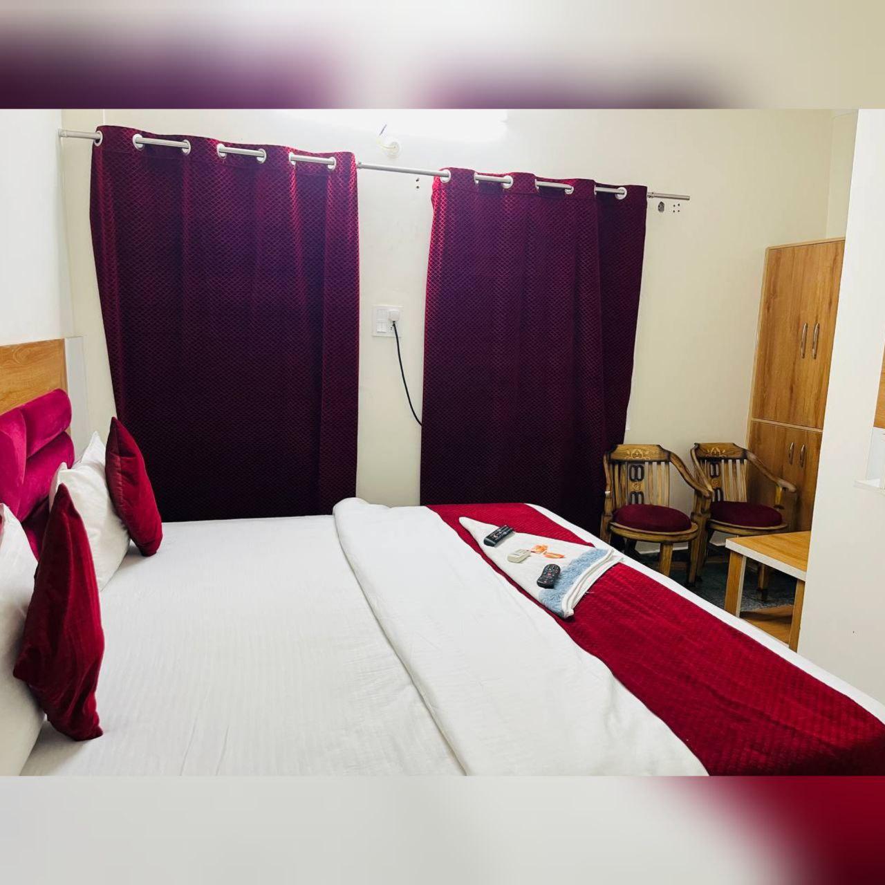 HOTEL RAJ - Near Railway Station Haridwar – photo 3