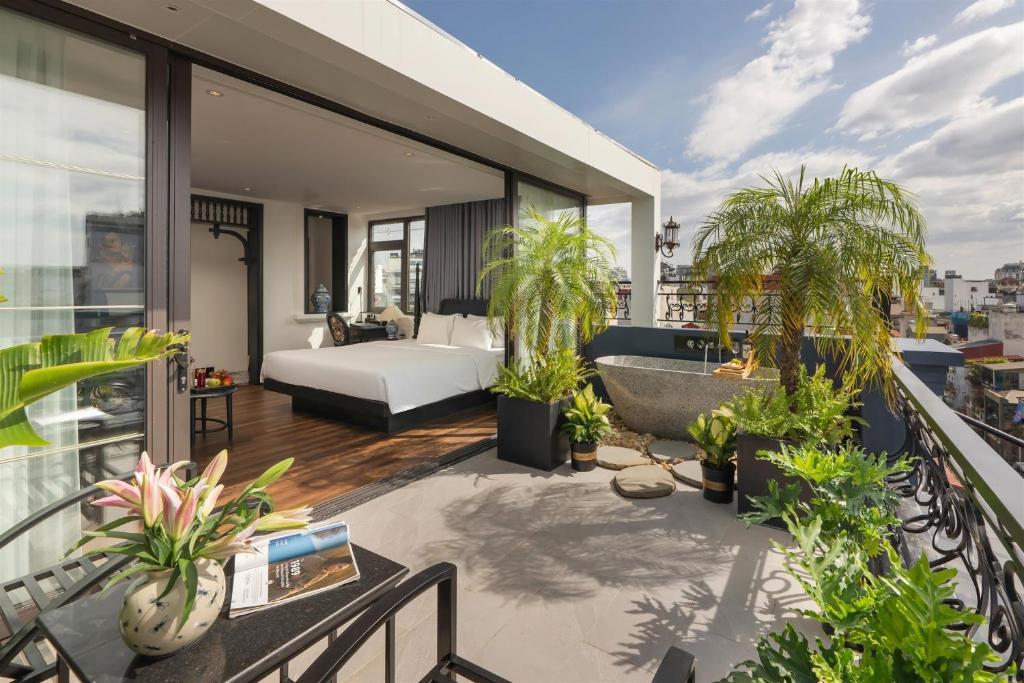 Hanoi Le Chateau Hotel & Spa – photo 1