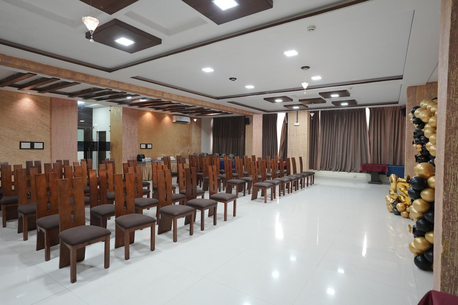 Hotel Reevanta – photo 4
