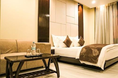 Hotel Surya – photo 2