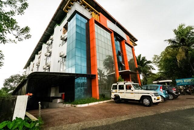 OYO 30601 Luxury Studio Airport