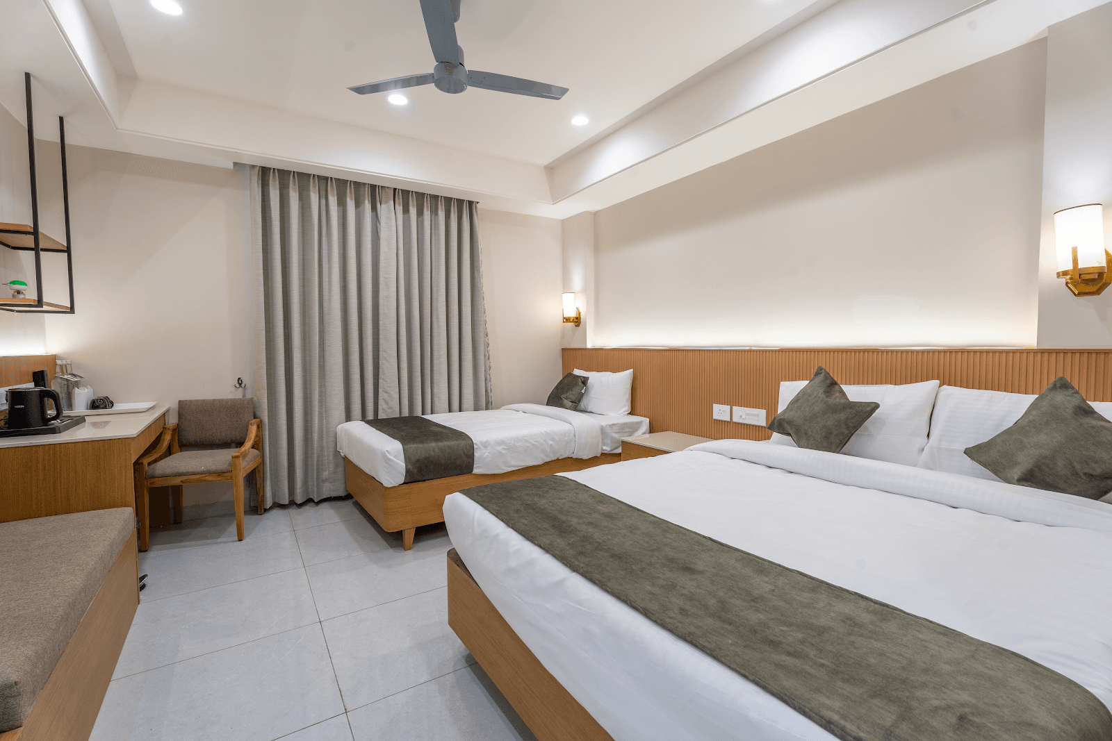Braj Nidhi Guest House – photo 1
