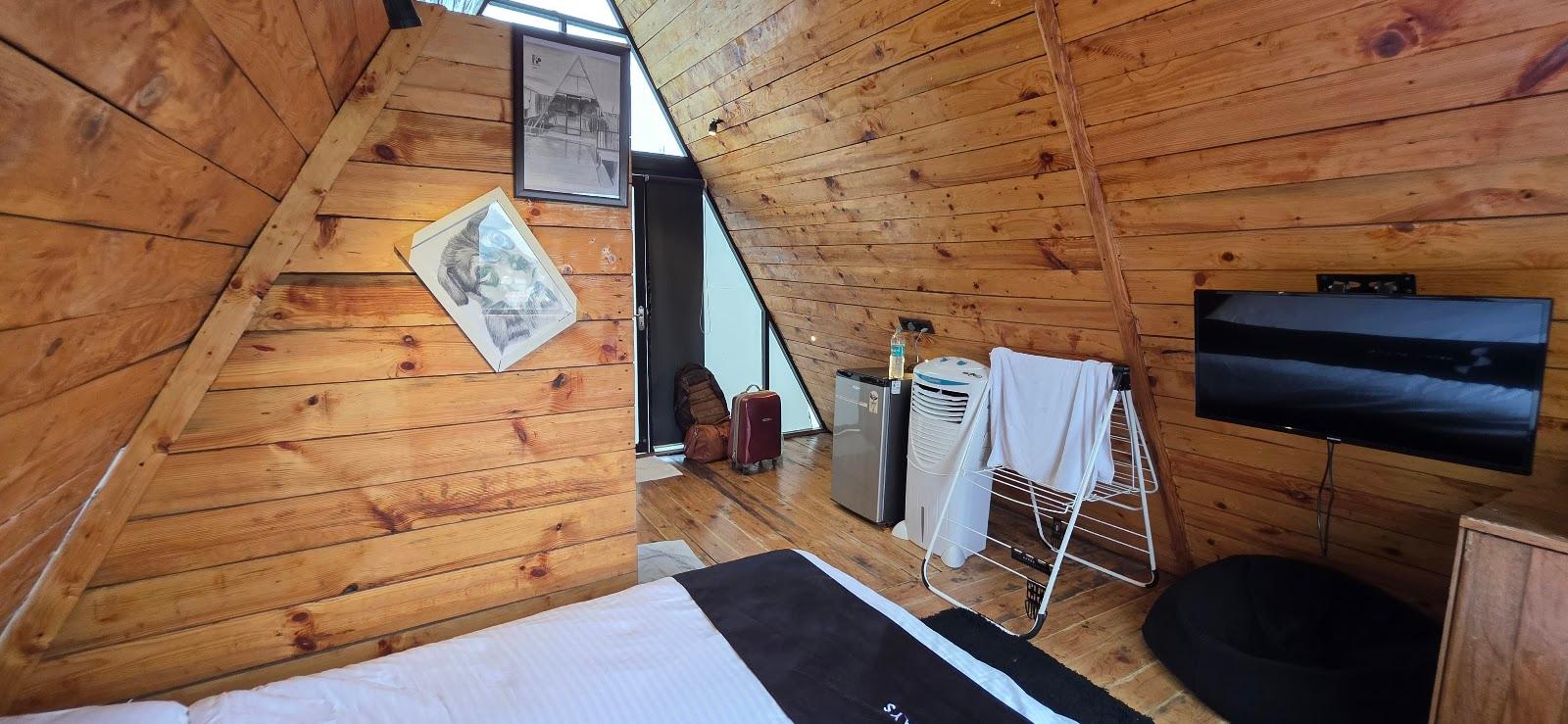 PrivyStays Rooftop Cabin – photo 2