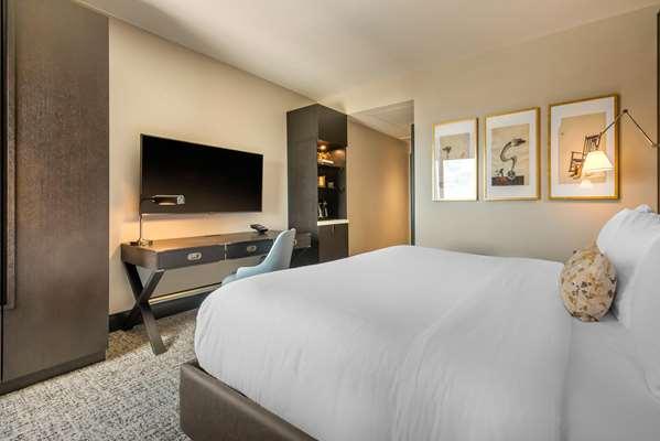 Cambria Hotel Houston Downtown Convention Center – photo 3