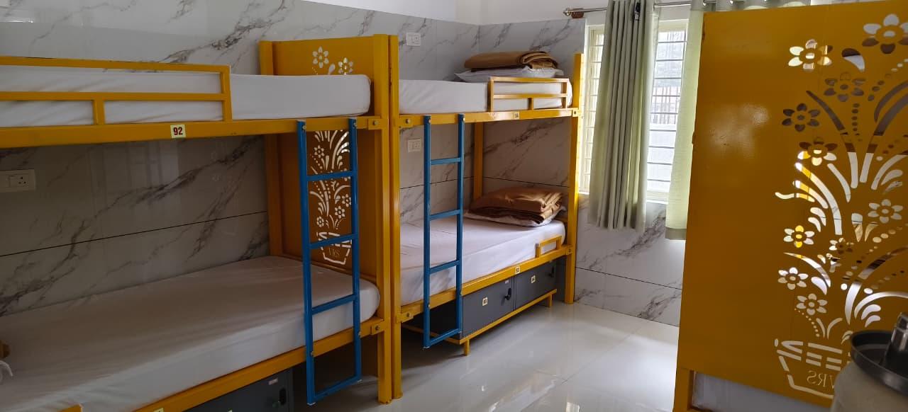 VRS LUXURY AC&NON AC MALE DORMITORY – photo 3