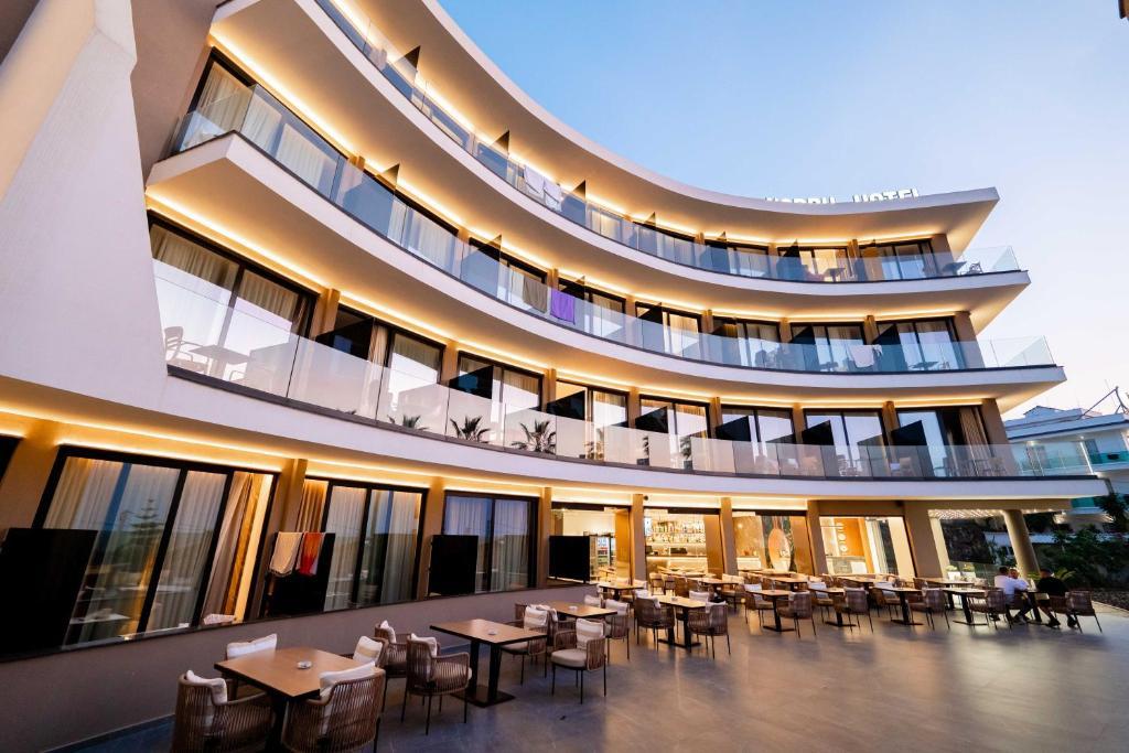 Nobbu Hotel Ksamil – photo 1