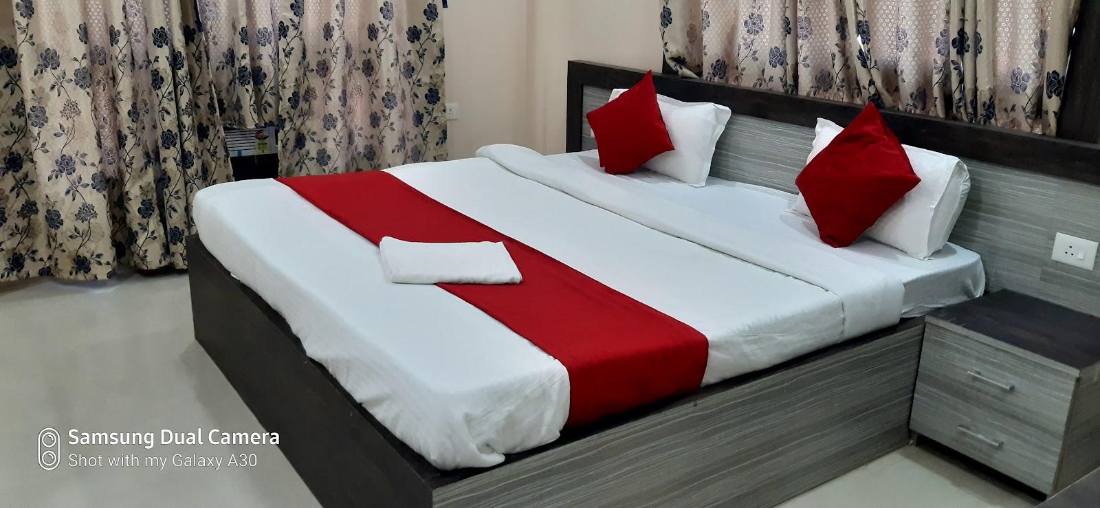 Santosh residency home stay – photo 3