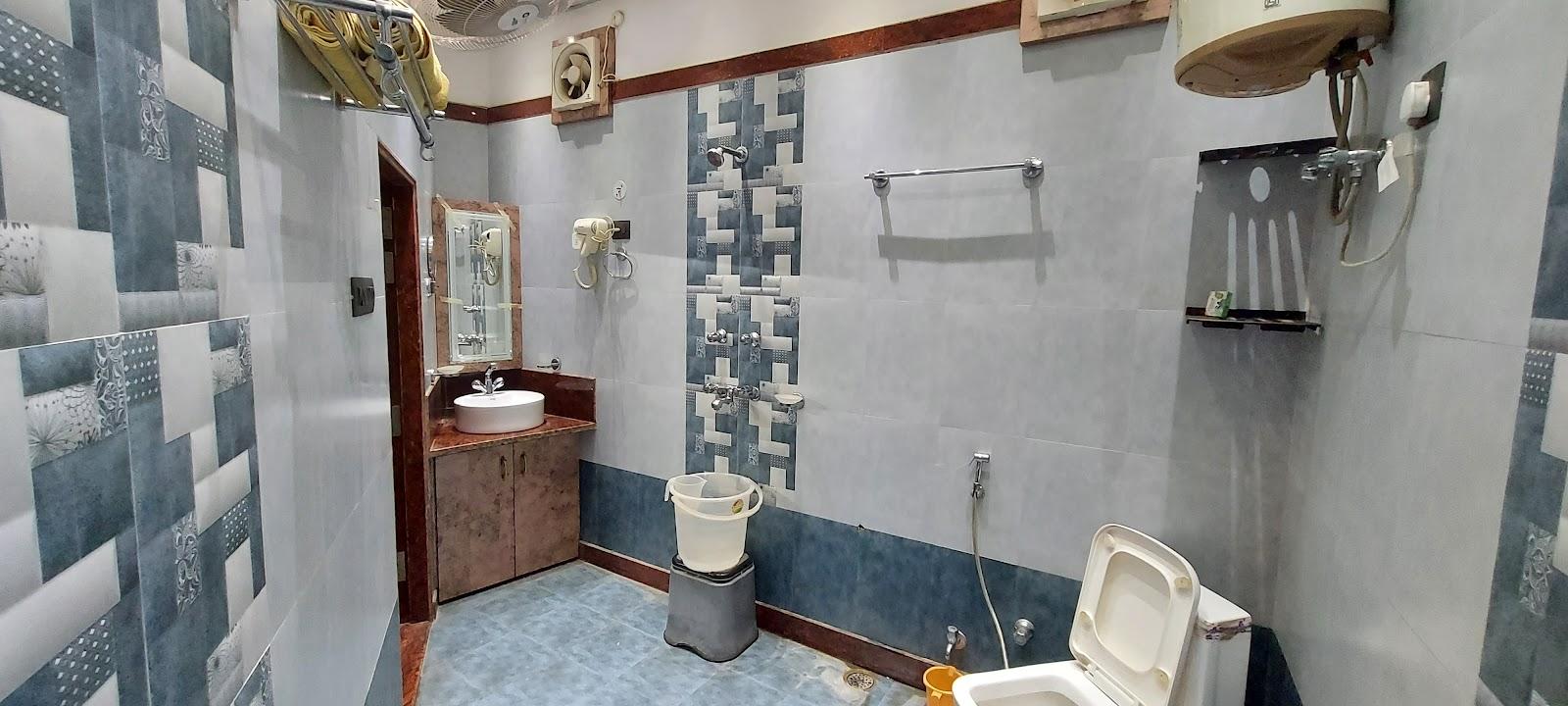 Hotel The Central Guest House – photo 4