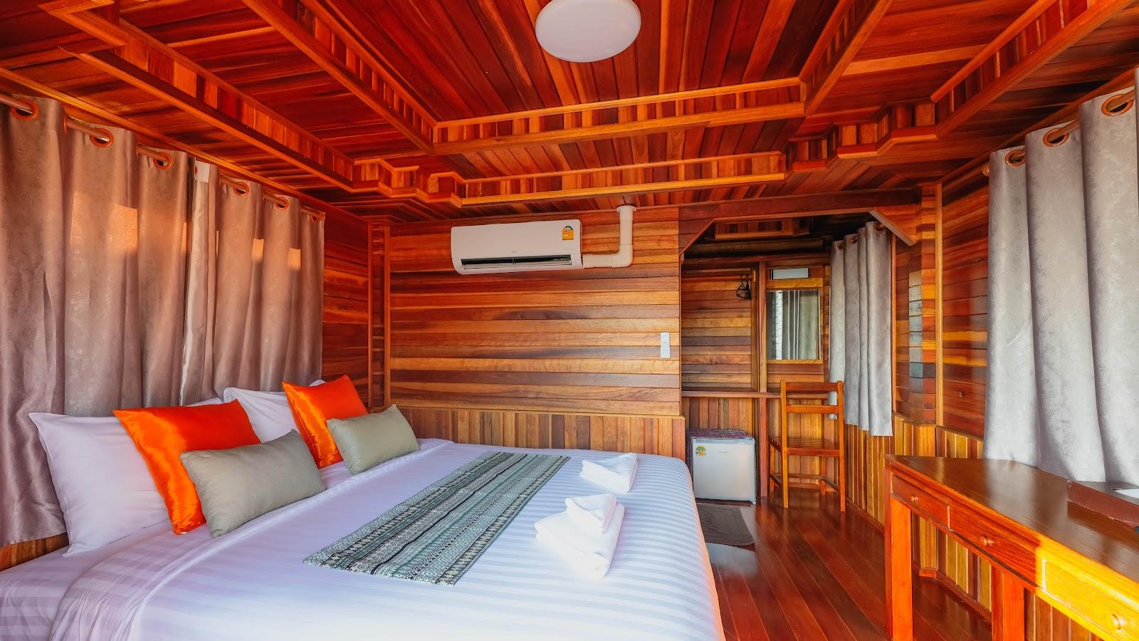 So View Phuket Resort – photo 3