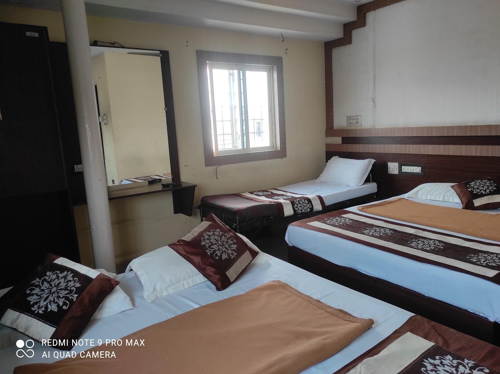 Hotel Dewan's Residency, Mysore Deluxe rooms – photo 2