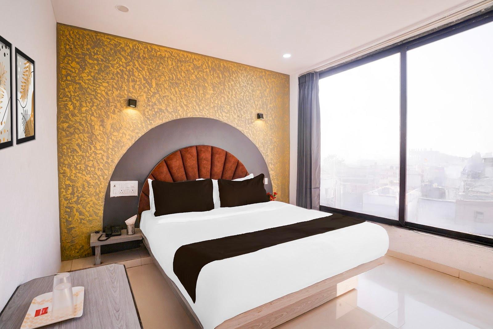 Hotel O by OYO Square Hotel – photo 2
