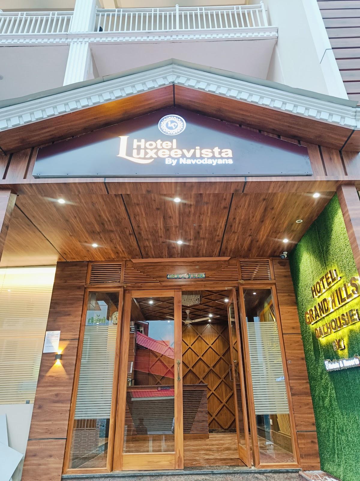 Hotel Luxeevista By Navodayans