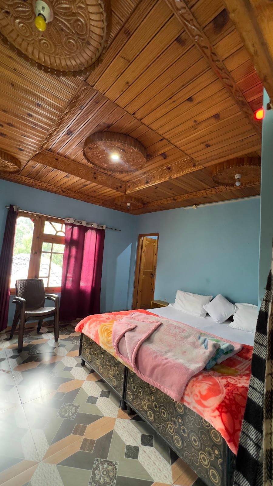Yamuna Guest house &Cafe – photo 3