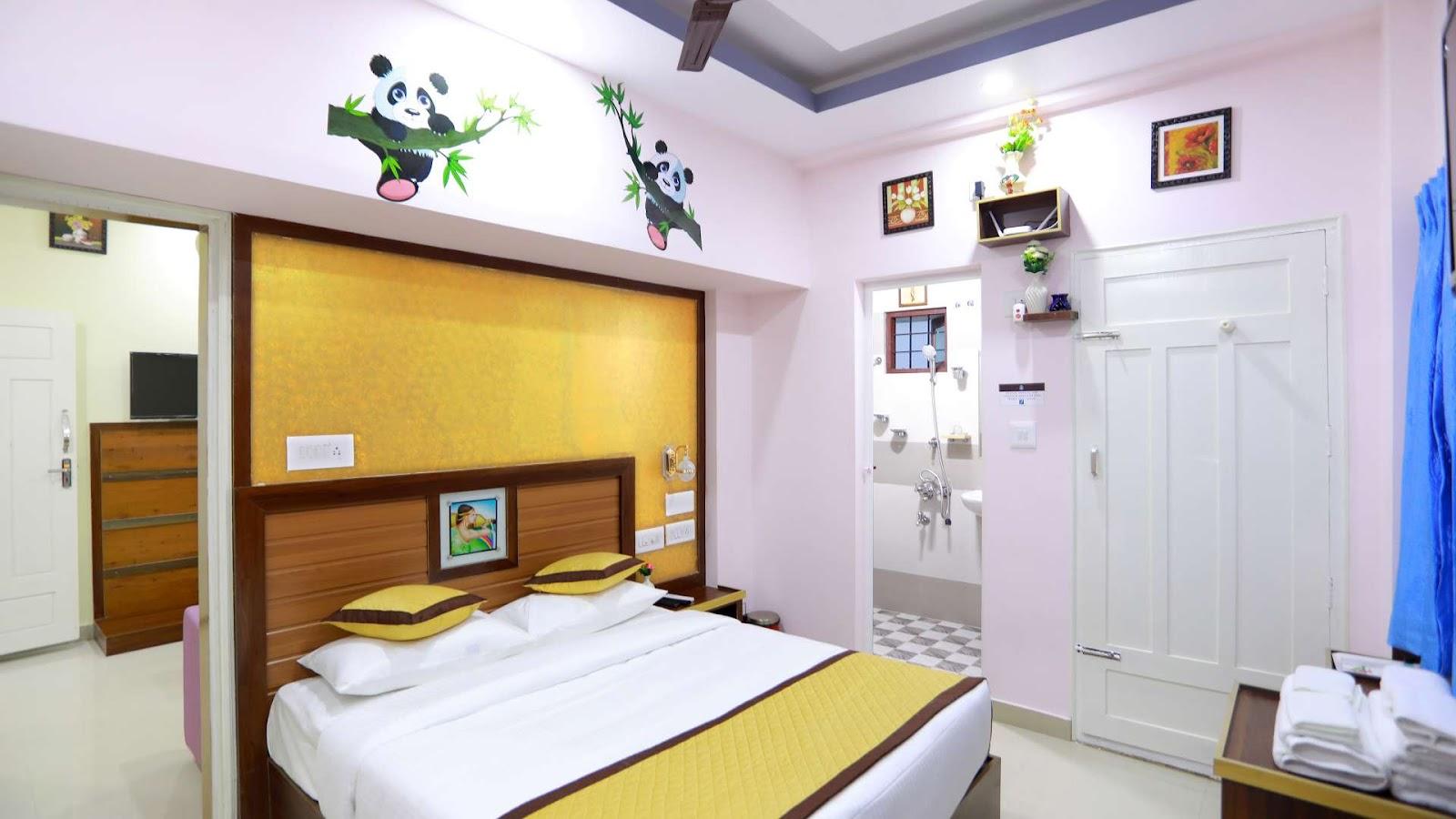 Base9 Cochin Airport Hotel – photo 1