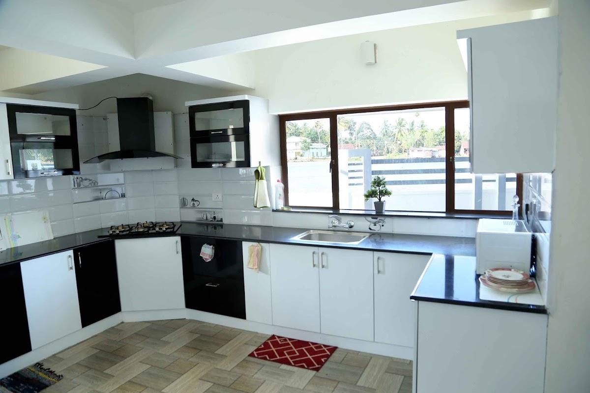 Captains Cabin Luxury Backwater Resorts