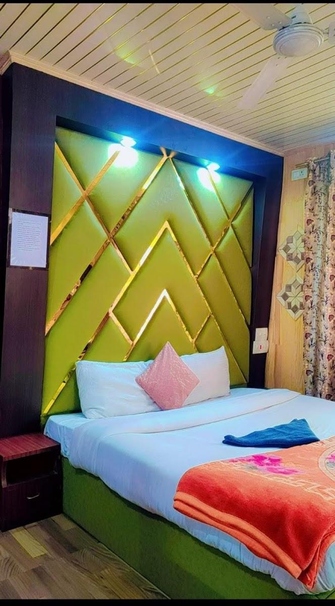Hotel Star of Kashmir – photo 4