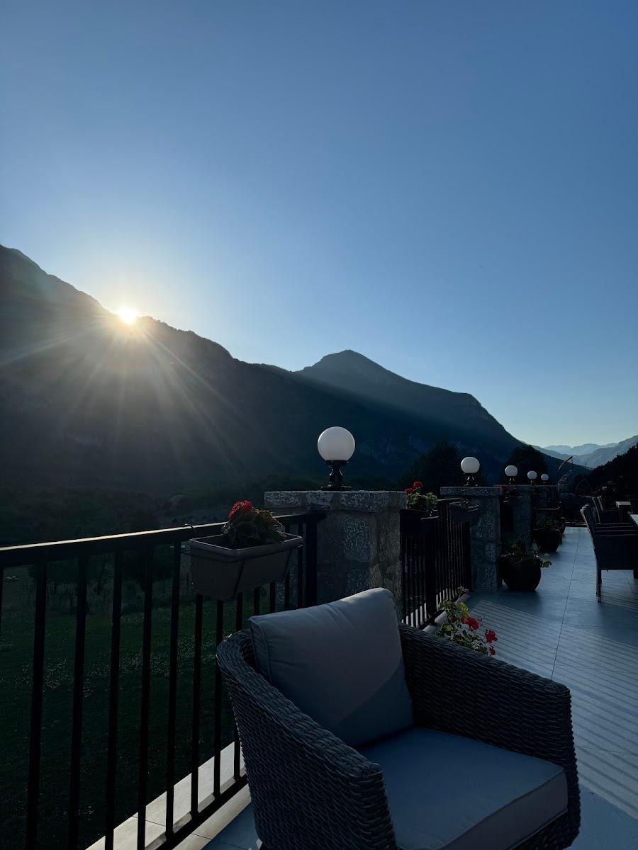 Blue Eye Villa – photo 2