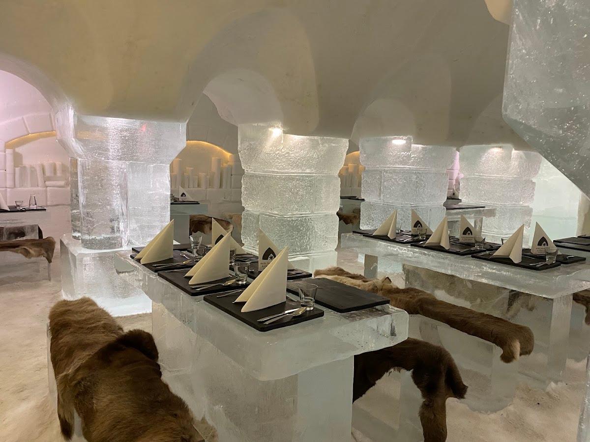 Arctic SnowHotel & Glass Igloos – photo 1