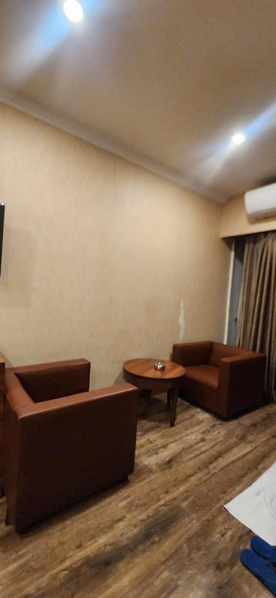 Hotel Empire International (Noor Empire) – photo 1