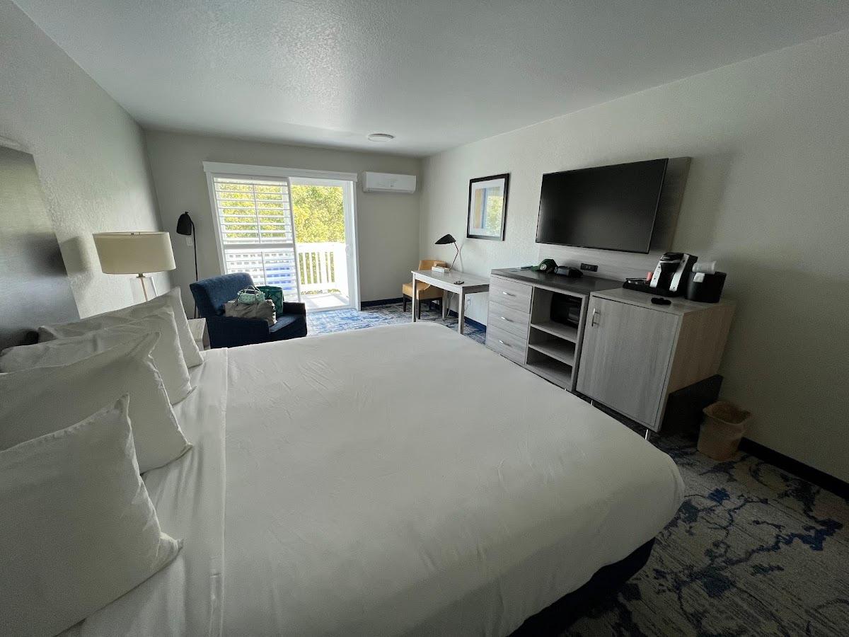 Creekside Inn Downtown - Cambria – photo 3