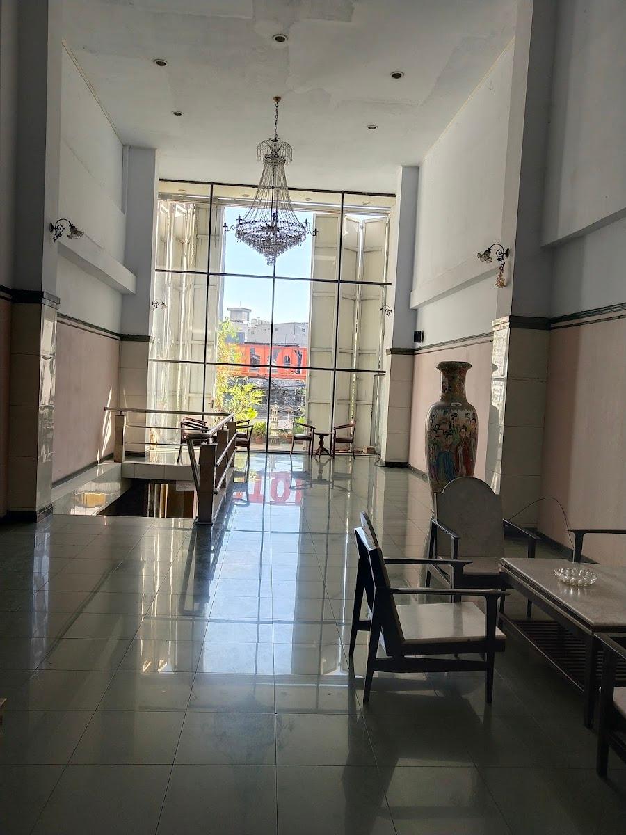 RedDoorz Plus near Jakarta Kota Station – photo 2