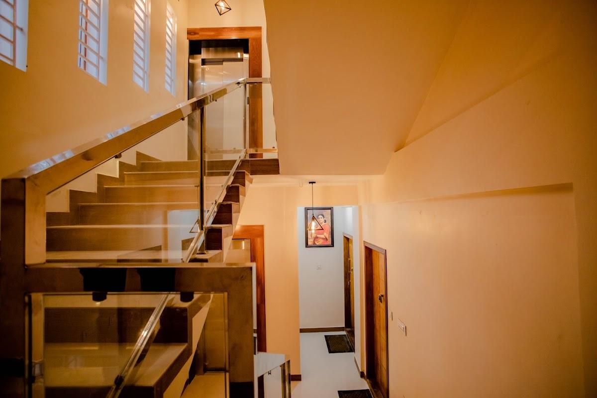 Cliff Way Apartments – photo 2