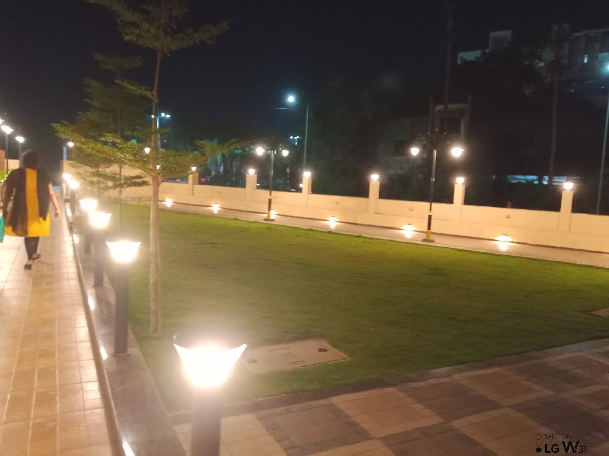Hotel Landmark Aura – photo 1
