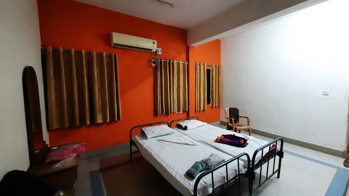 Retiring Rooms – photo 1