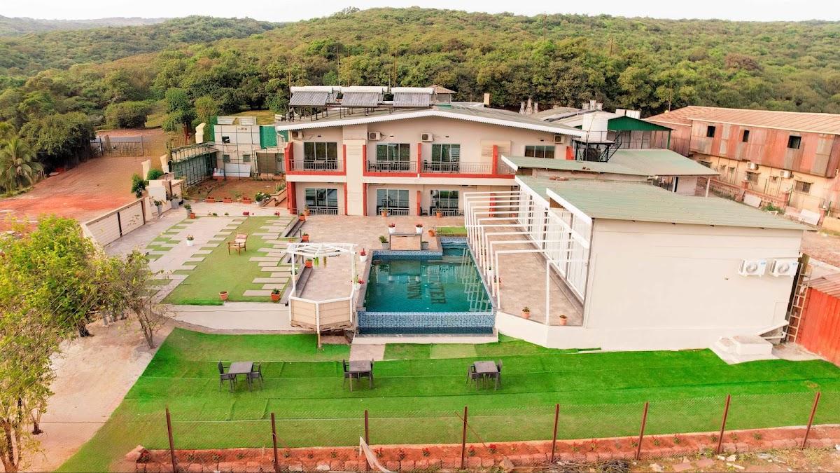 Treebo Winter Town Venna Lake With Swimming Pool – photo 4