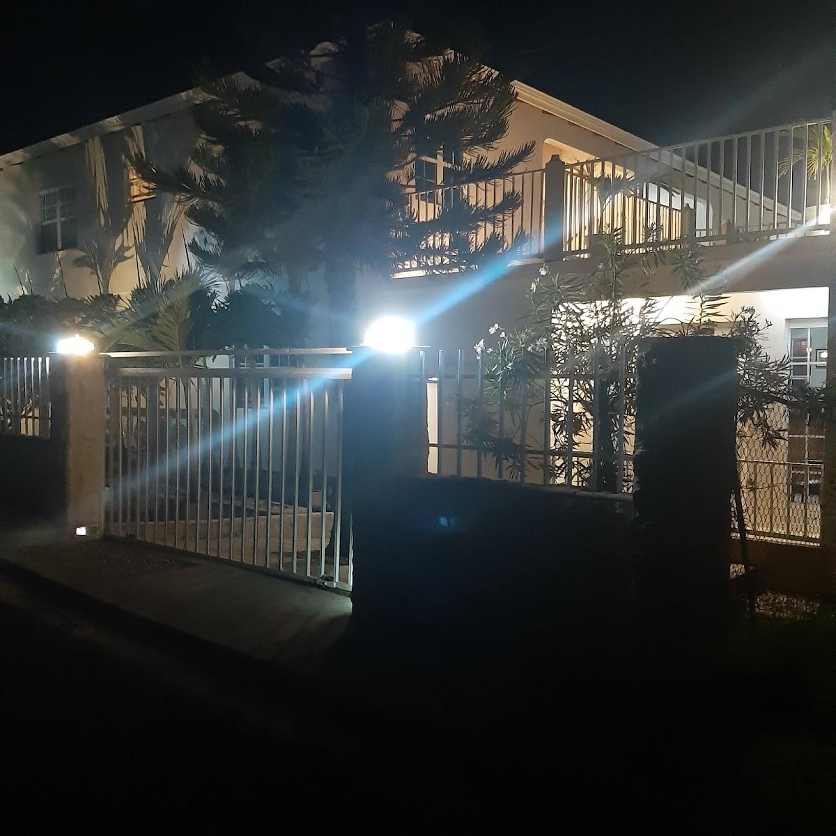 Caribbean Inn And Suites – photo 3