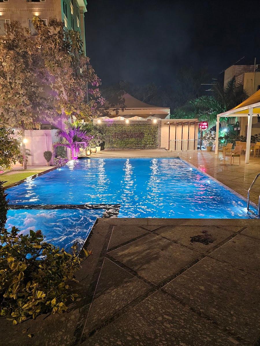 Pride Hotel Bhopal – photo 2
