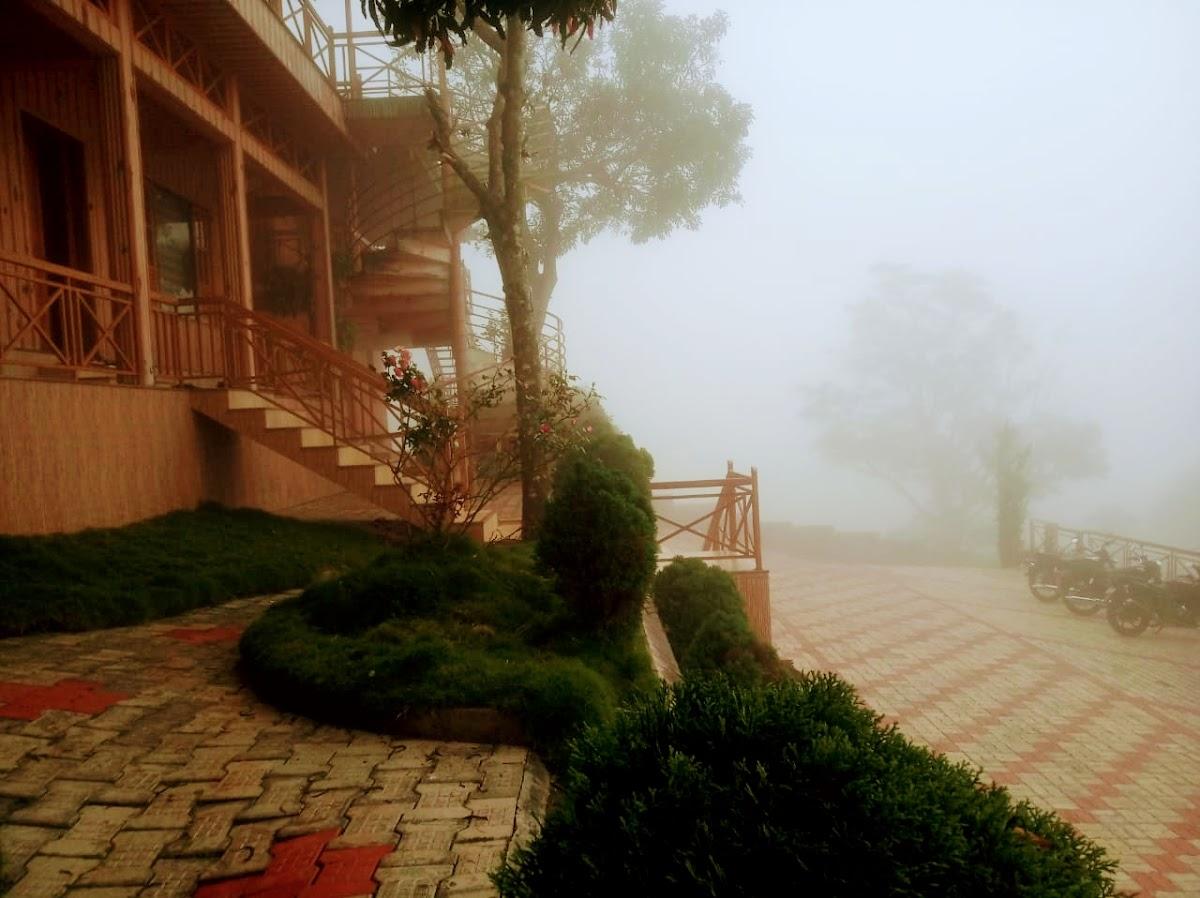 Munnar villas suryaneli wood resort – photo 2