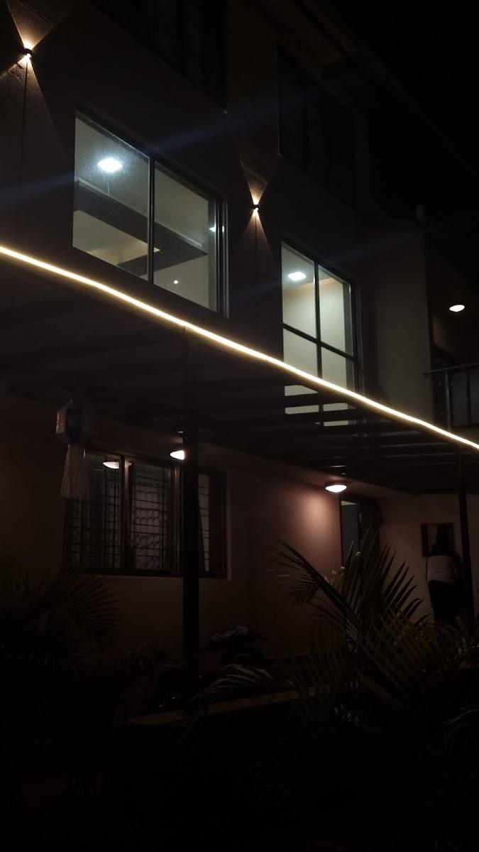 Hotel Strawberry Inn – photo 1