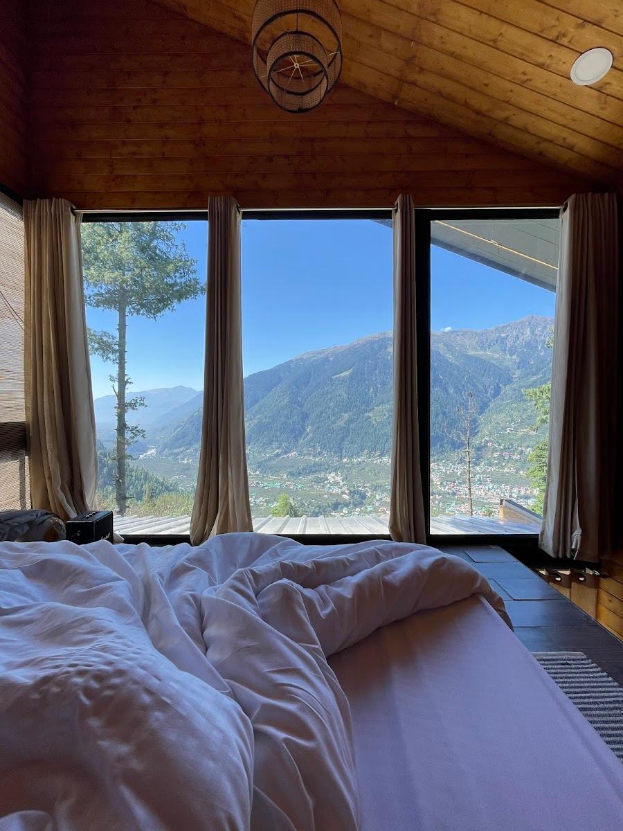 Montane Chalet – photo 2