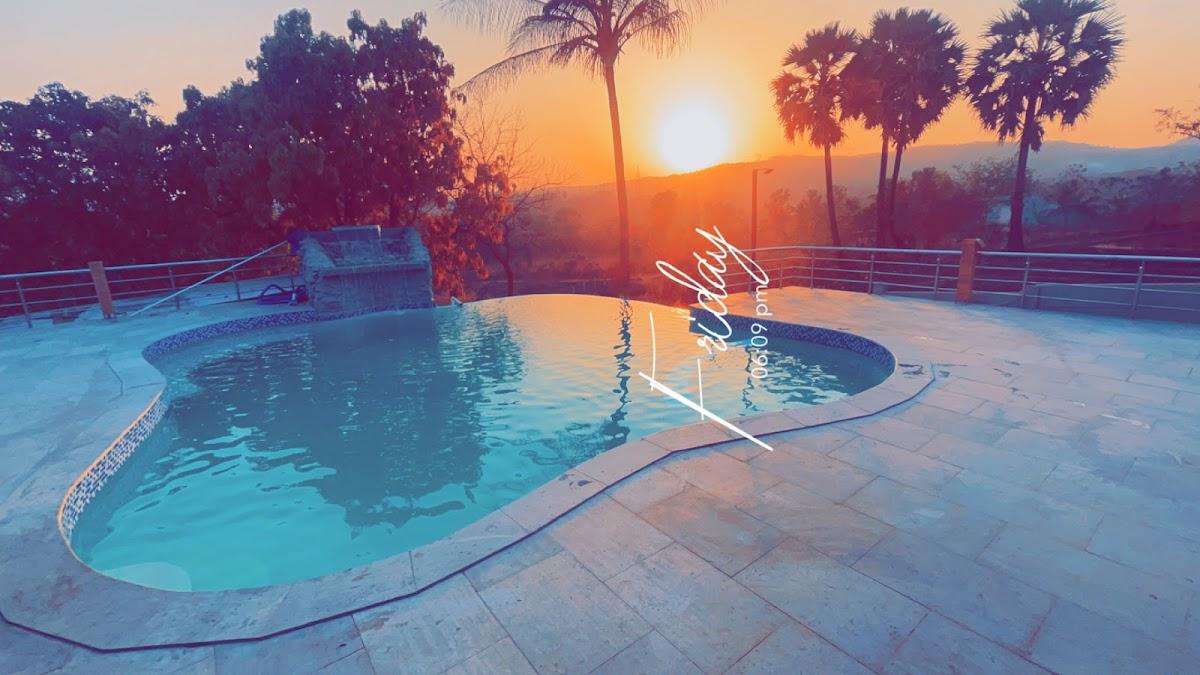The Hilltop Villa & Resort – photo 3